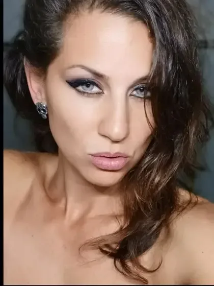 ivy_pezzini