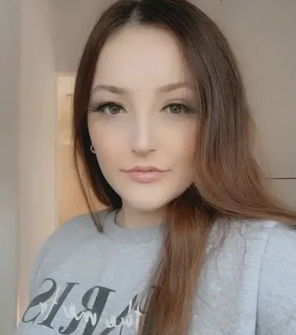 khloemi1f