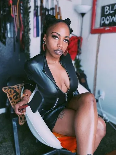 madamcarmen2