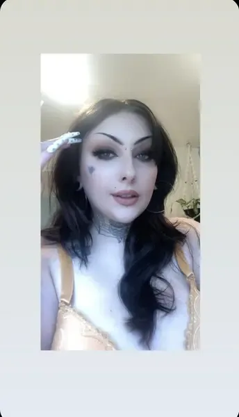 maddiefoxx98