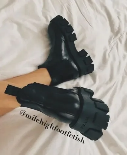 milehighfootfetish
