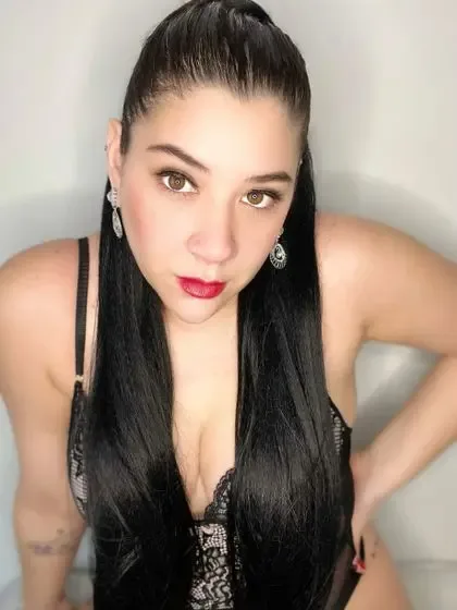 naughtylie