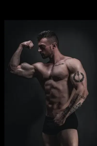 nickfitstud33