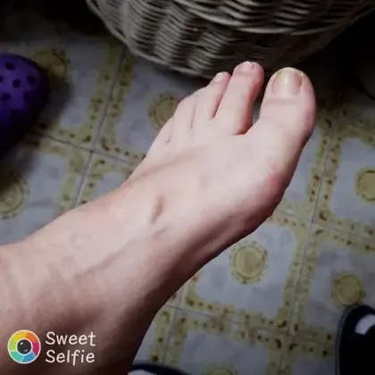 nicoleandkellyfeet