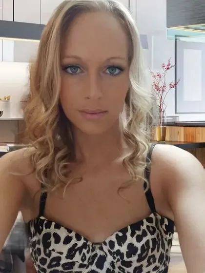 nicolesxxx
