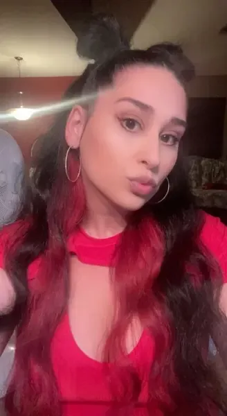 nikkib816