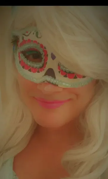 nikkishane