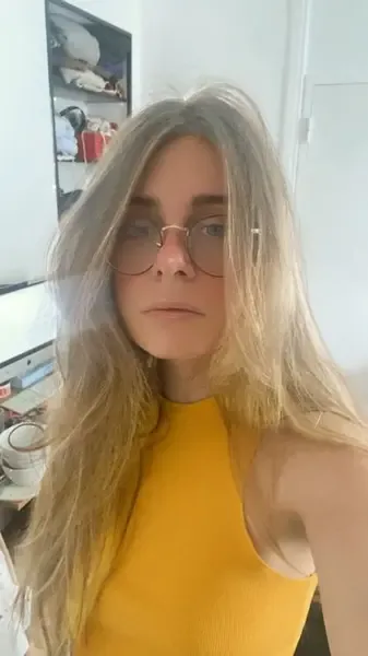 not_insta_girl
