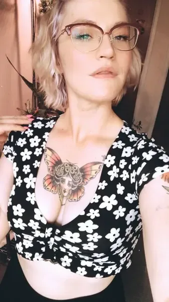 peachypawgrae