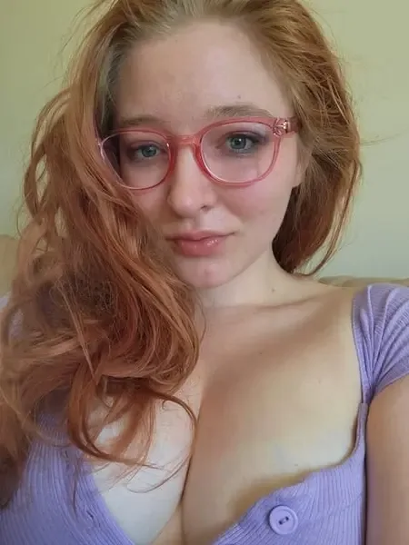 petitecurvycanadianfree