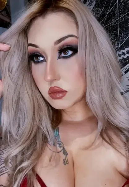 Porcelaindoll_rora