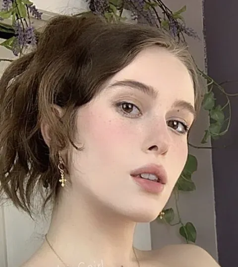 porcelaingoirl