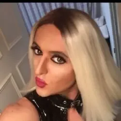 queen_of_filth1