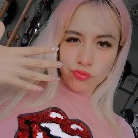 rachel_leyvaw