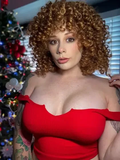 roxyyred19