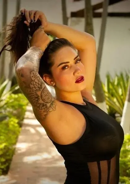 sarablonde1