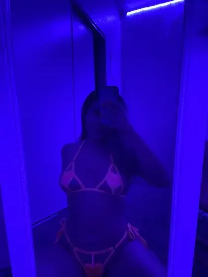 shesasuperfreakk