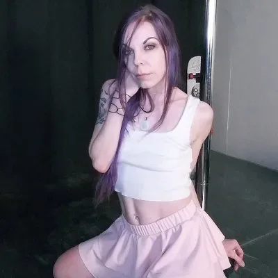 skyla_pink