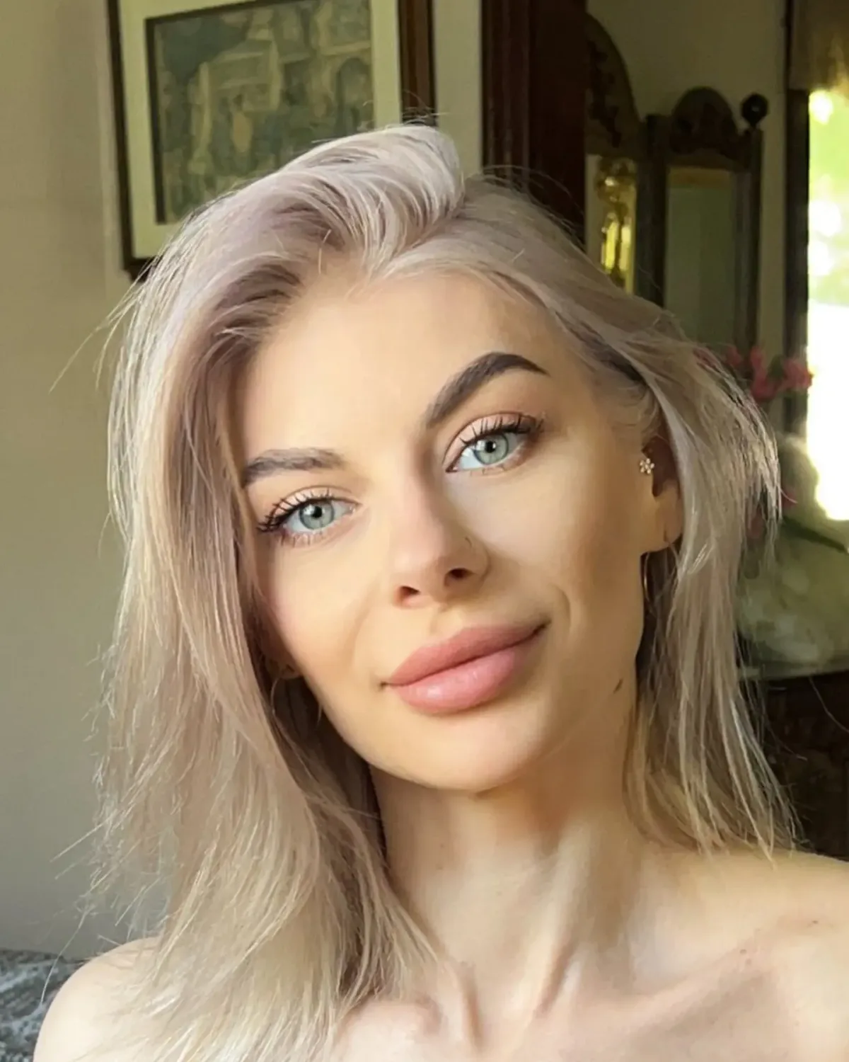 Sofia White