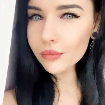 tattooed_snow_white