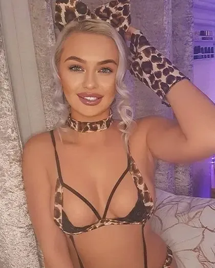 That Tanning Girl