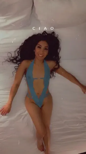 thelatinaqueen22