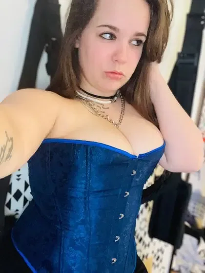 thickmommanextdoor