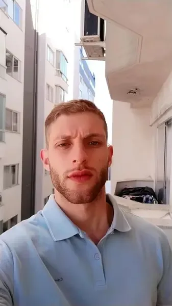tomas_sexy