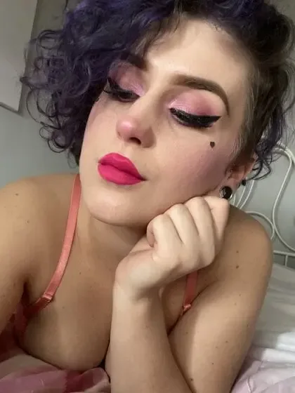 urwitchygf