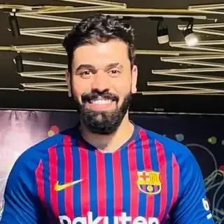 علي