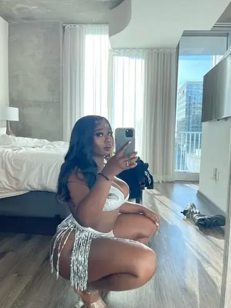 vickyhyugaa