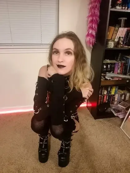 wolfie_girl_17