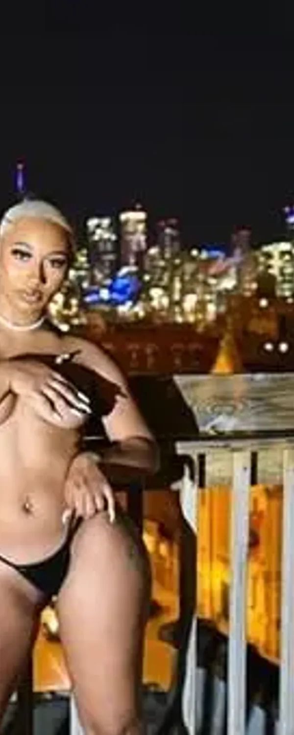 Daphne Thickass OnlyFans photo 1