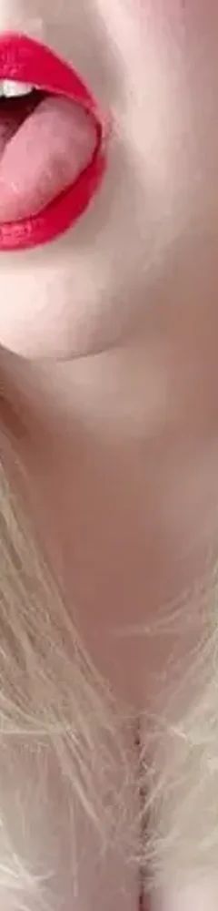 Holly Daniels