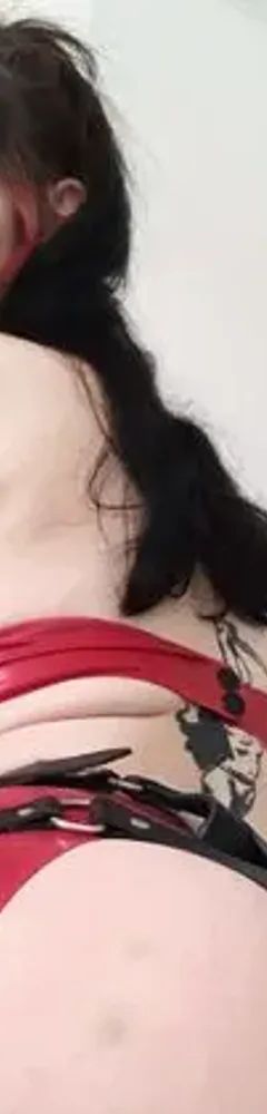 Miss Vera Violette