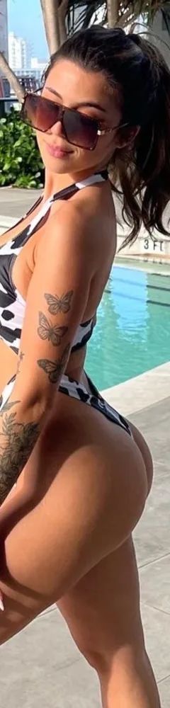 Ryalie Rose🌹wet & Creamy Pussy💦free PAGE