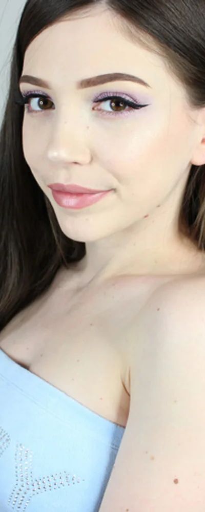Lilcanadiangirl