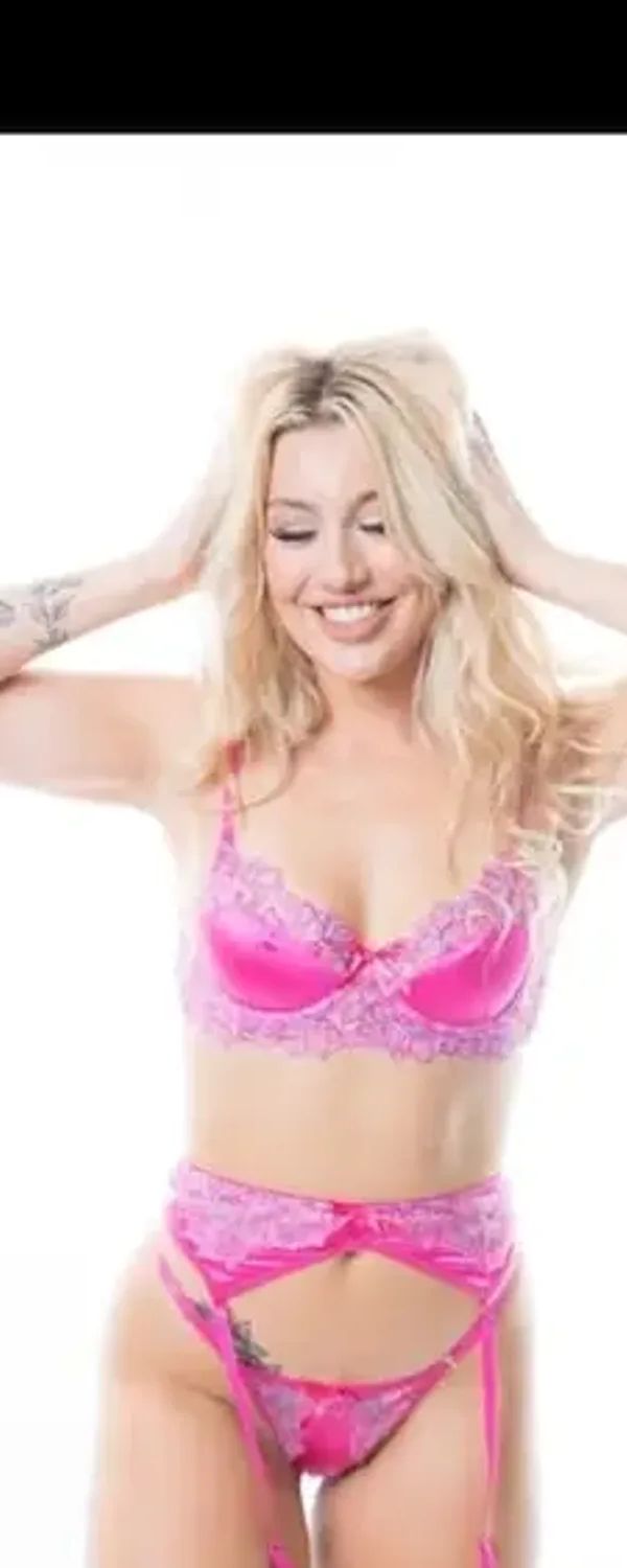 Brooke Ashley OnlyFans photo 1