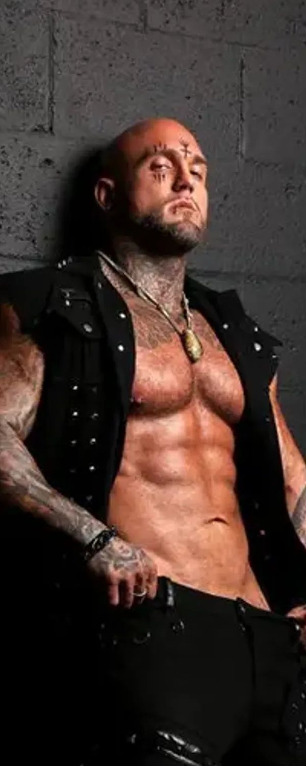 Consul Gunnar Advik El OnlyFans photo 1