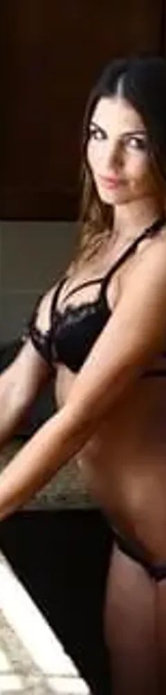 Carlie Jo