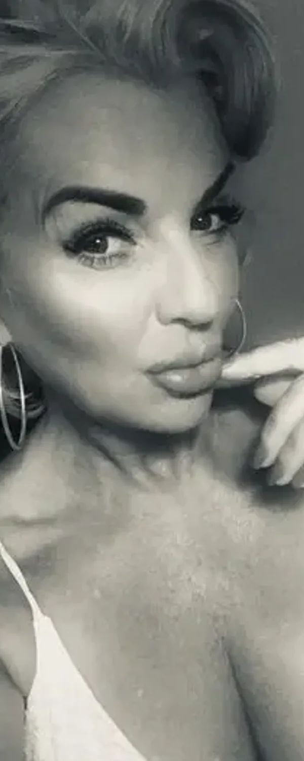 Modestlytr.ing OnlyFans photo 1