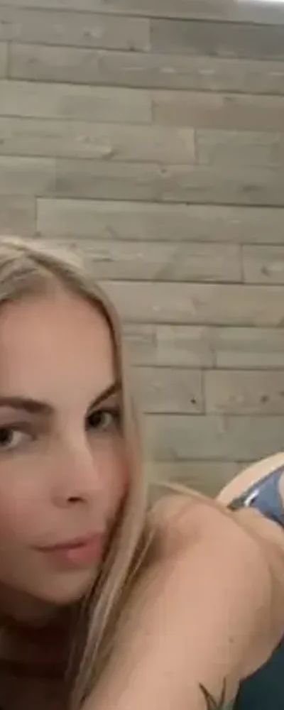 Khloe Monroe