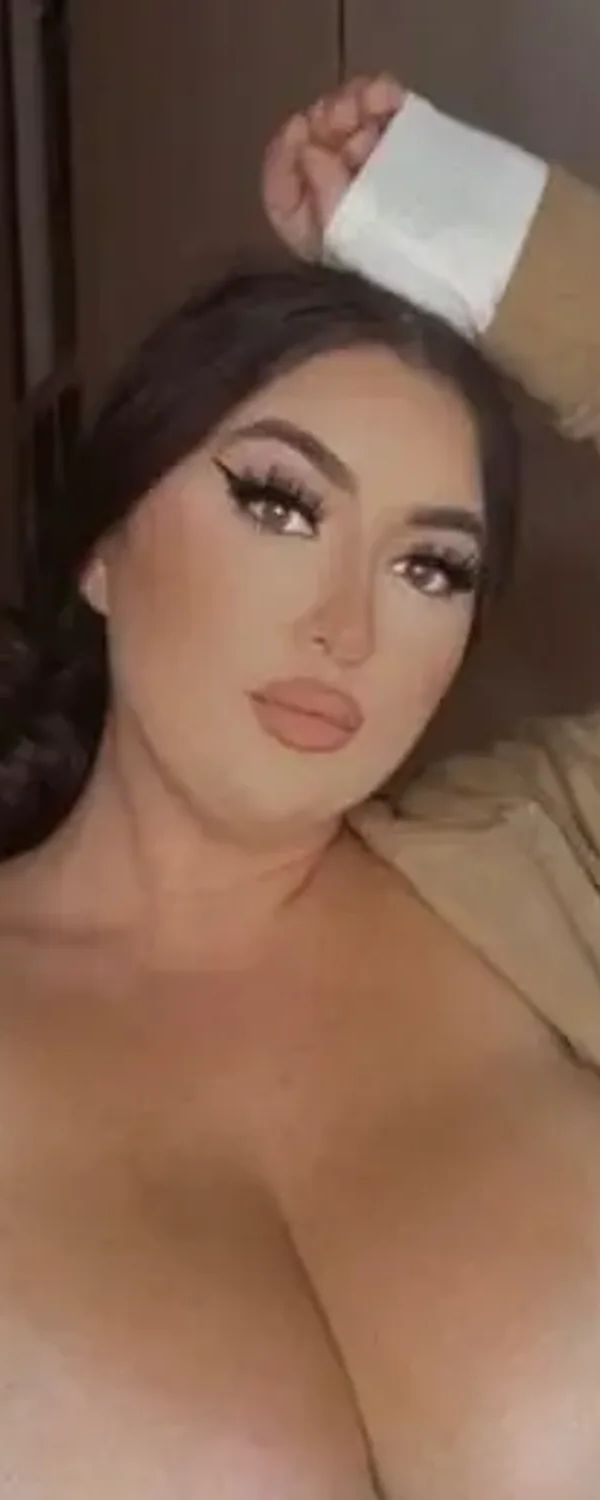 Lizzy B OnlyFans photo 1