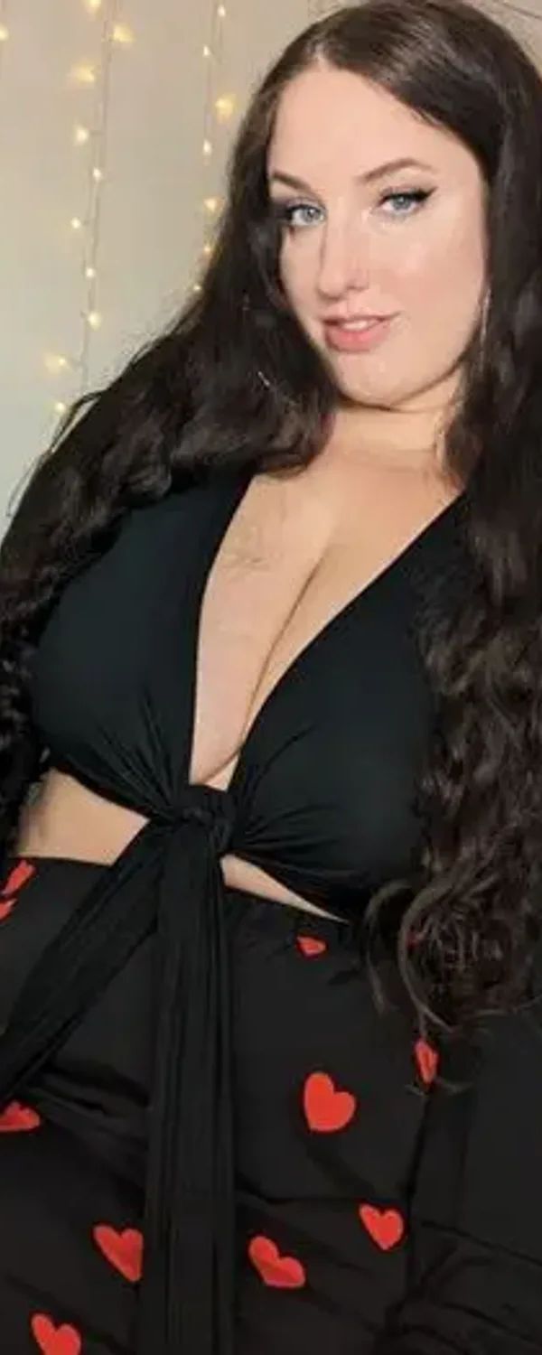 Gia Fiore FREE OnlyFans photo 1