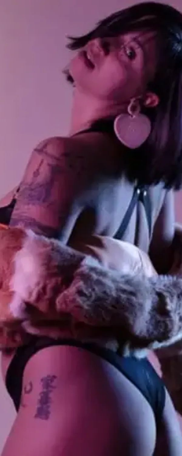 Helen Corday OnlyFans photo 1