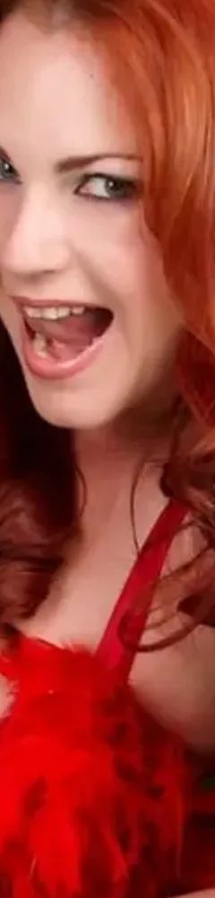 BUSTY REDHEAD BBW PORN STAR ⭐️