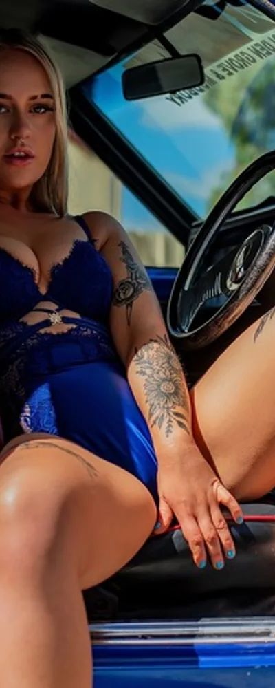 Phoebe Knight | 🚨 2 FREE VIDEOS 🚨
