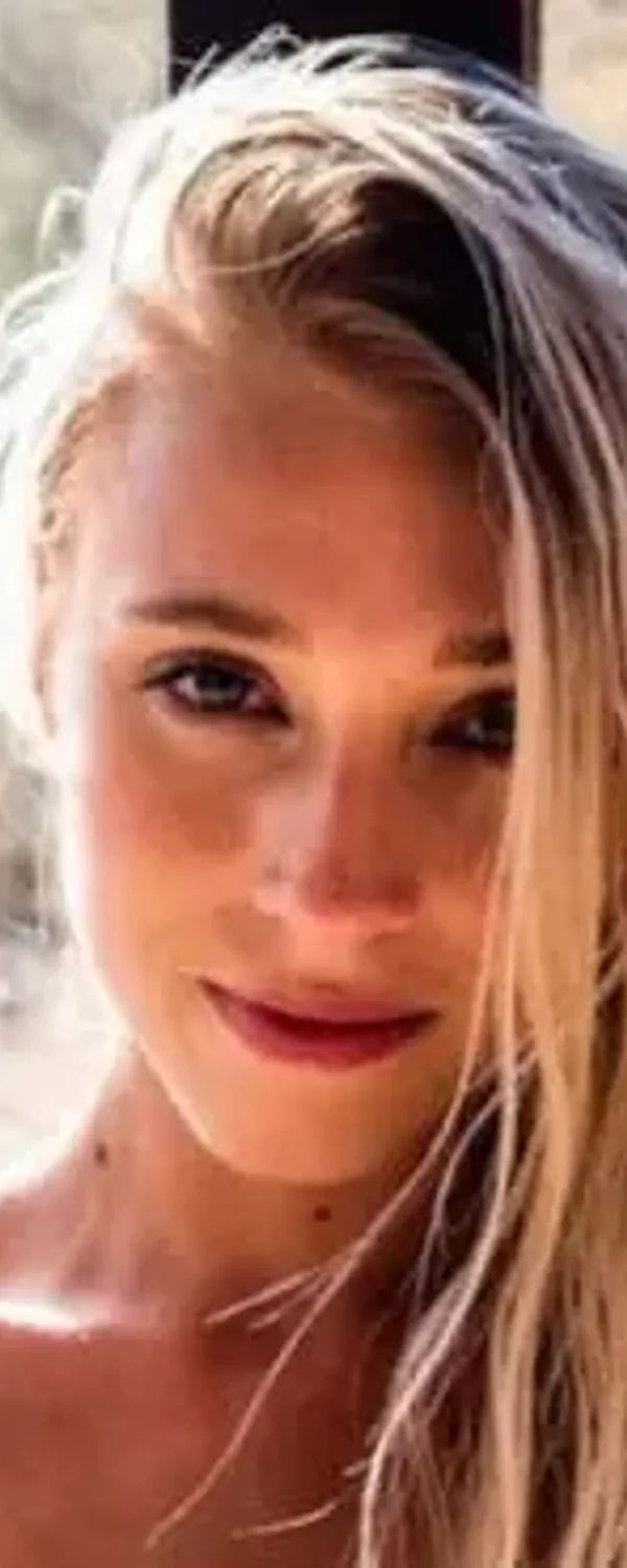 Anne Riley OnlyFans photo 1