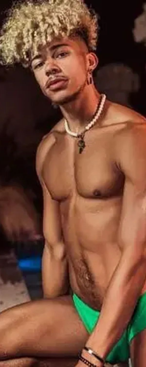 Elijah OnlyFans photo 1