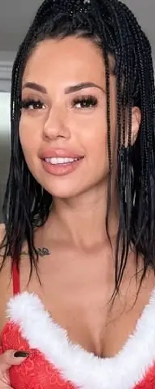 Aimee Cruz ๐ OnlyFans photo 1